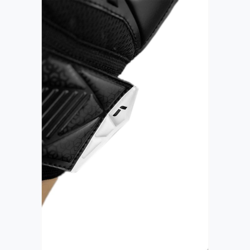 Dětské brankářské rukavice  Reusch Attrakt Resist Junior black 6