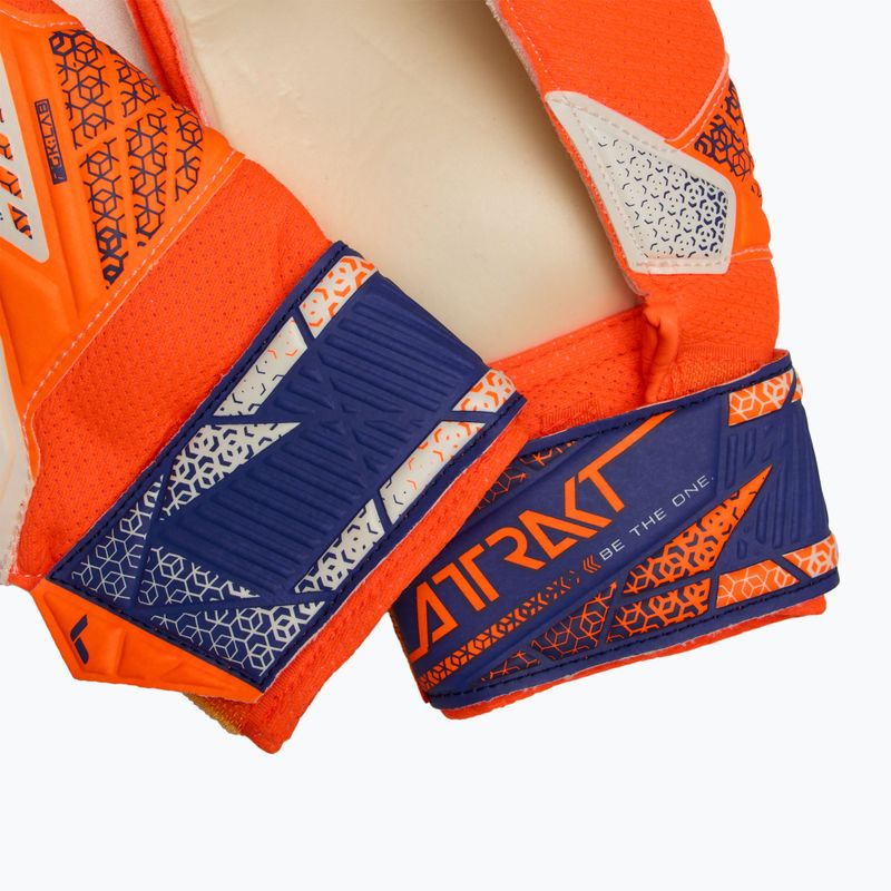 Dětské brankářské rukavice  Reusch Attrakt Solid Junior shocking orange/energize blue 5