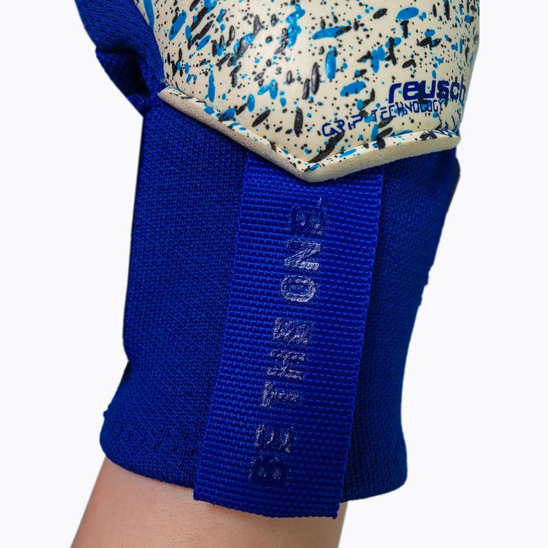 Brankářské rukavice Reusch Attrakt Freegel Fusion Goaliator sharp blue/shocking orange 8