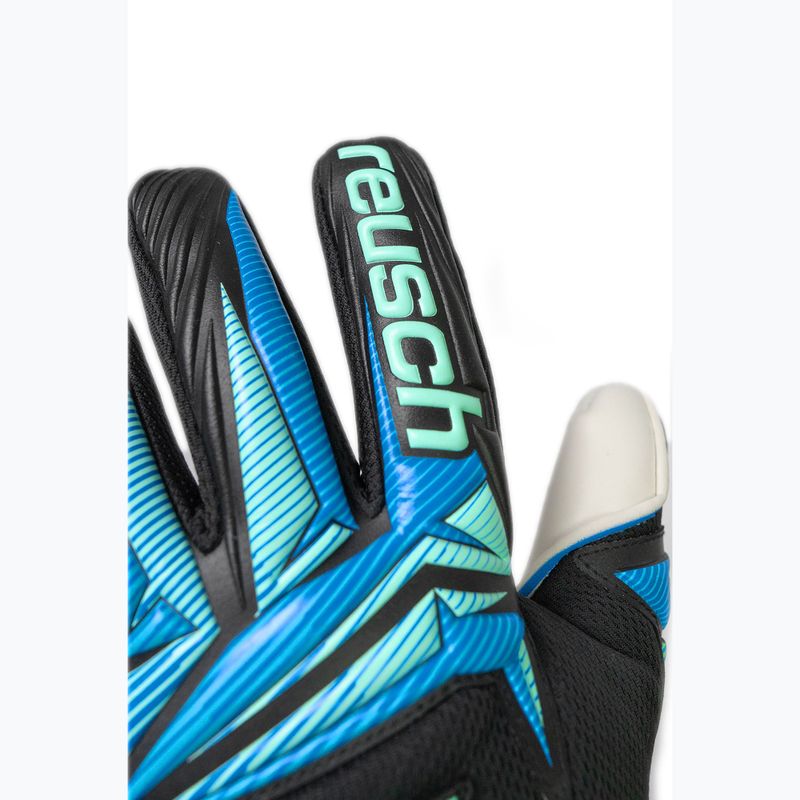 Brankářské rukavice Reusch Attrakt RE:GRIP NC black/ocean light 6