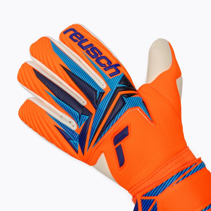 Brankářské rukavice Reusch Attrakt Gold X NC shocking orange/blue 4