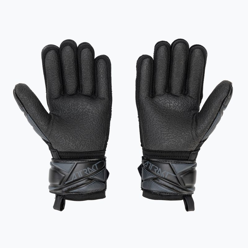 Dětské brankářské rukavice Reusch Attrakt Resist 5672615 black 3