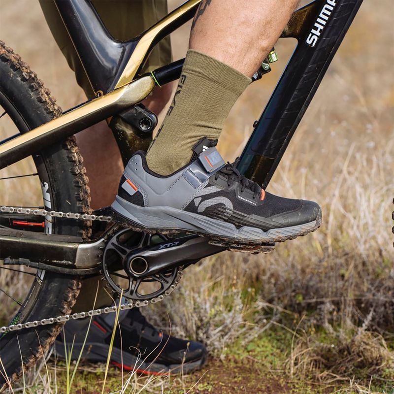 Pánská MTB cyklistická obuv adidas FIVE TEN Trailcross Clip In core black/grey three/red 14