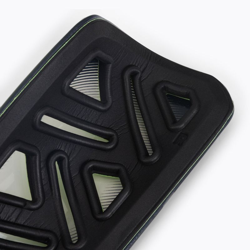 Chrániče holení PUMA Ultra Flex Sleeve černo-zelená 030830 10 6