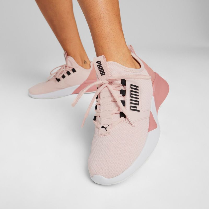 Dámská běžecká obuv PUMA Retaliate Mesh rose dust/hibiscus flower/puma black 15