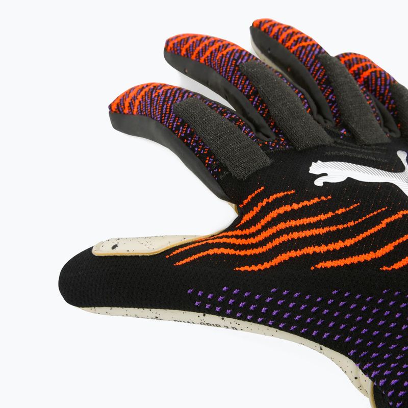 Brankářské rukavice  PUMA Future Ultimate NC puma black/glowing red/purple glimmer 2