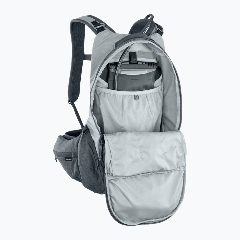 Cyklistický batoh EVOC Trail Pro 16 l stone/carbon grey 7