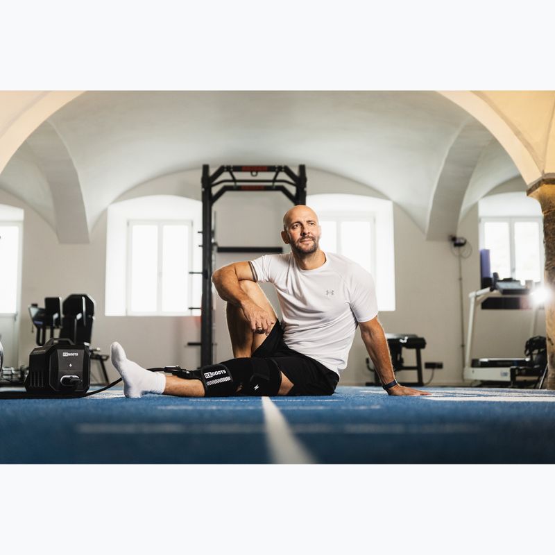Manžeta na kryoterapii s kompresí REBOOTS Knee black 13