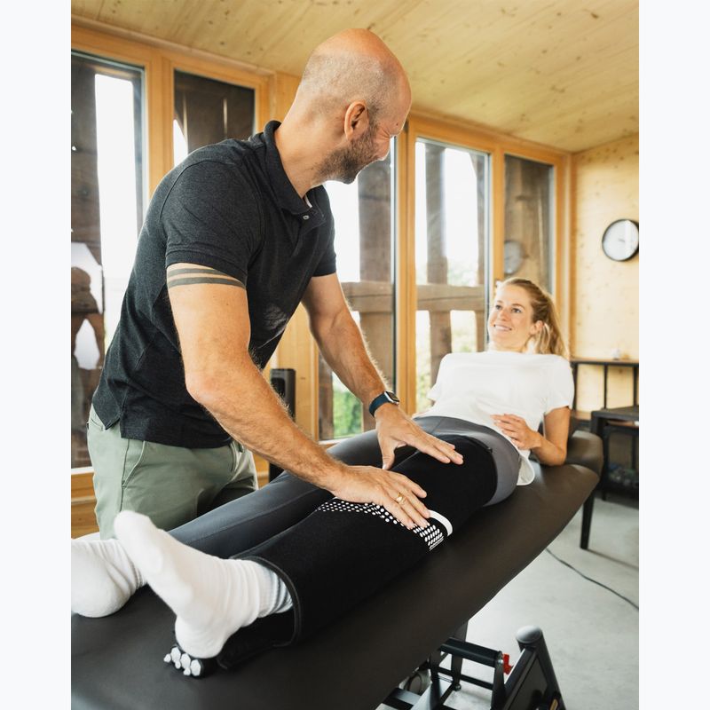 Manžeta na kryoterapii s kompresí REBOOTS Leg black 2