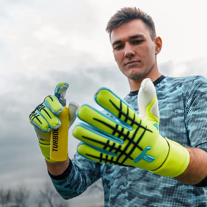 Brankářské rukavice T1TAN Fluo Beast 3.0 FP fluorescent yellow/white 4