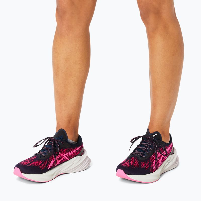 Dámské běžecké boty ASICS Novablast 3 french blue/hot pink 4