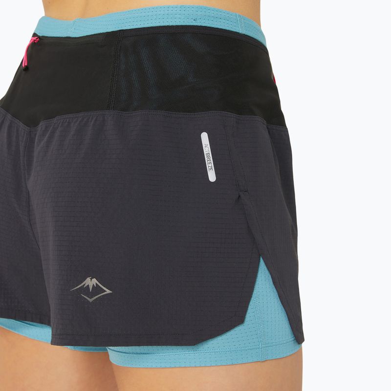 Dámské běžecké šortky ASICS Fujitrail 2-N-1 performance black/gris blue 6