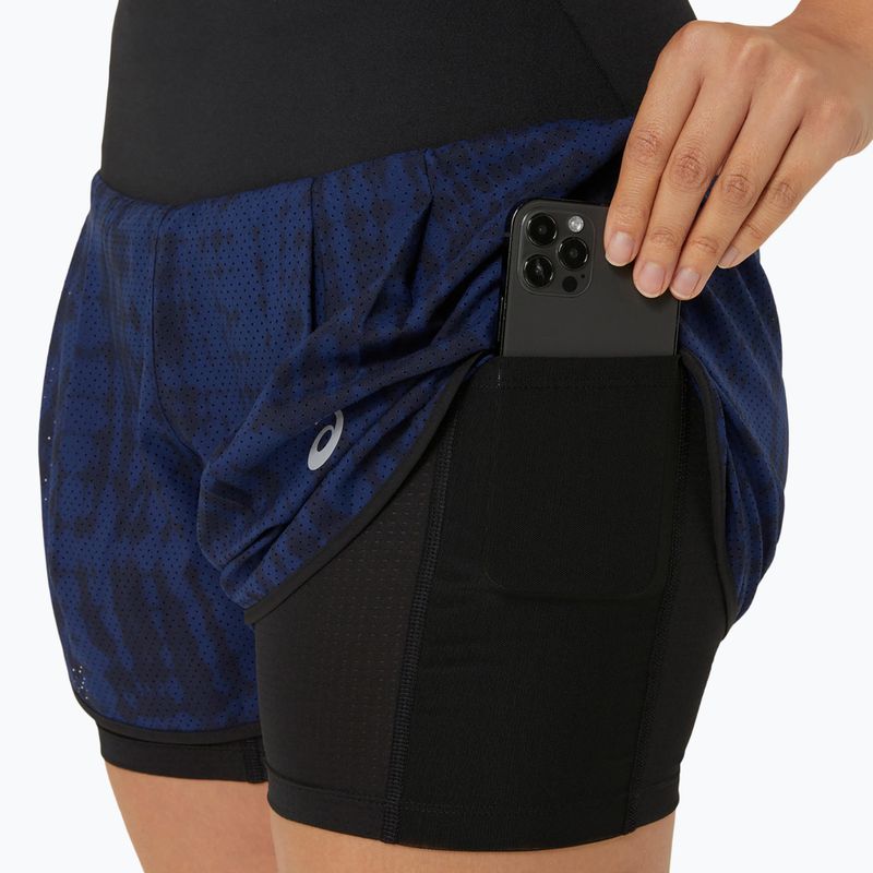 Dámské běžecké kraťasy ASICS Road All Over Print 2N1 3.5IN midnight 8