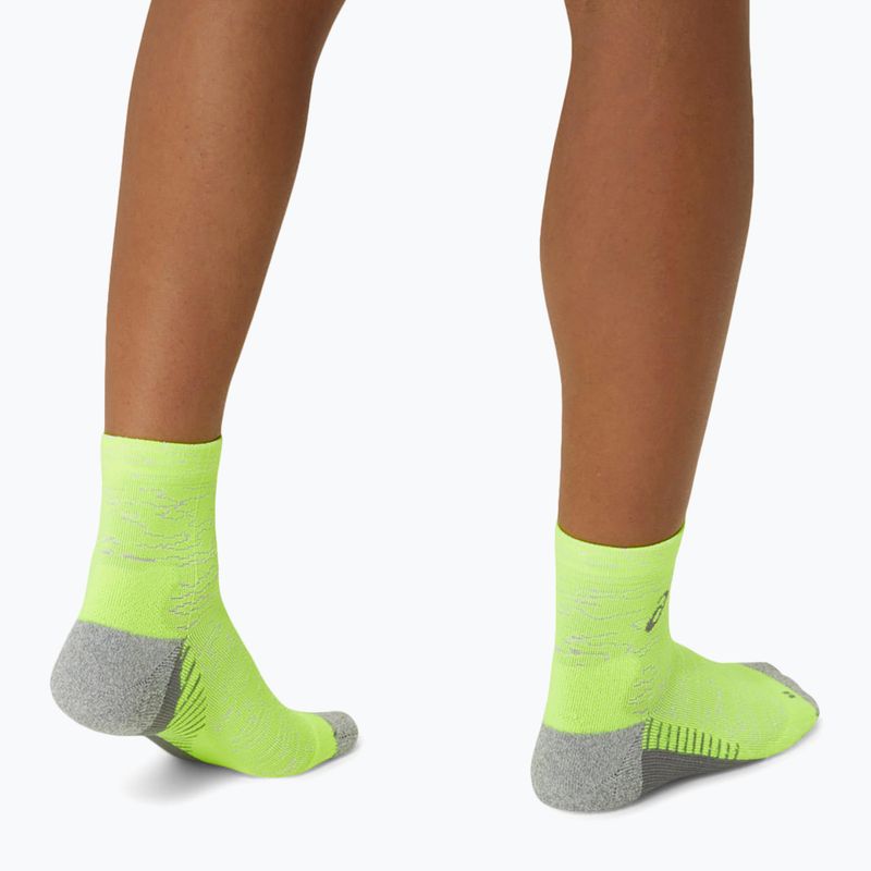 Běžecké ponožky ASICS Performance Run Quarter safety yellow 5