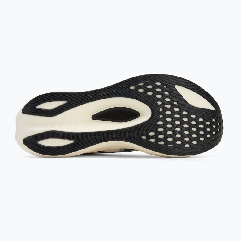 Dámské běžecké boty ASICS Magic Speed 4 white/black 4