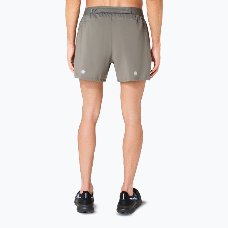 Pánské běžecké šortky Asics Road 5In Short Truffle Grey 3