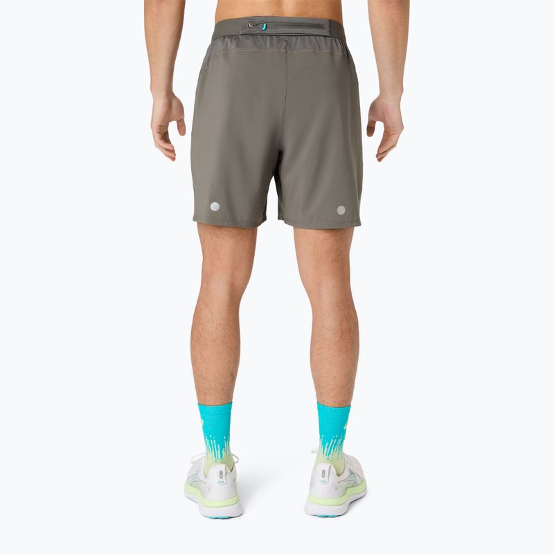 Pánské běžecké šortky Asics Road 2-N-1 7In Short Truffle Grey 3