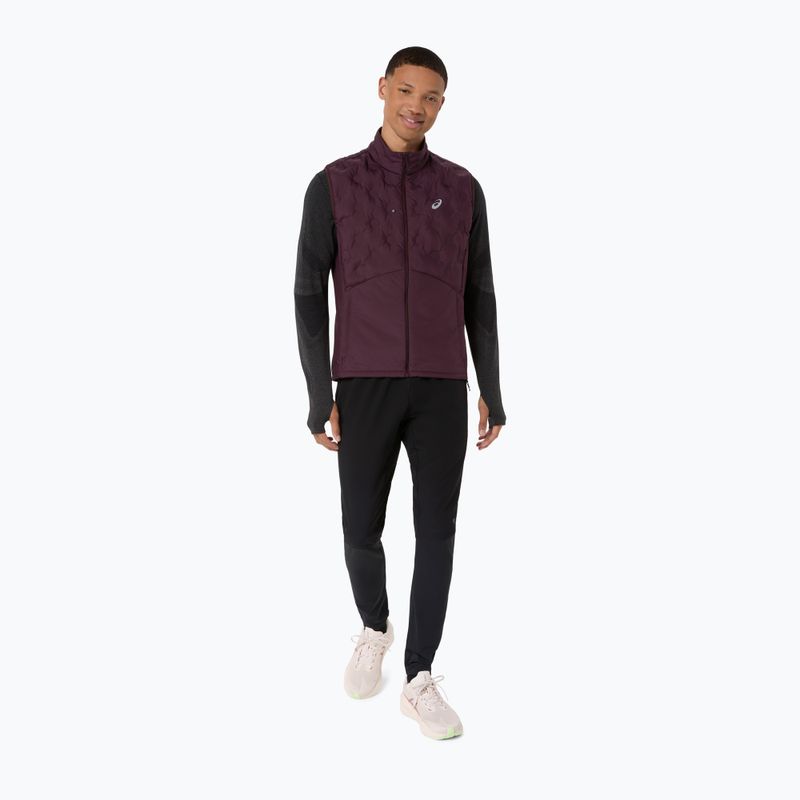 Pánská běžecká vesta Asics Road Winter Gilet dark currant 2