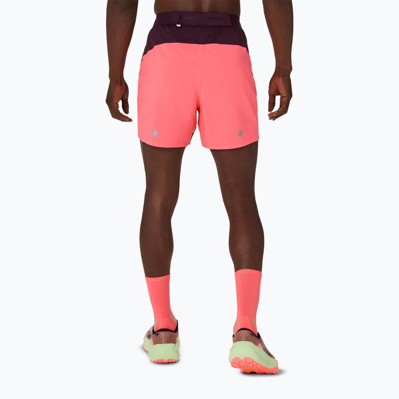 Pánské běžecké šortky Asics Fujitrail All Over Print 5In Short Blazing Coral/Dark Aubergine 3