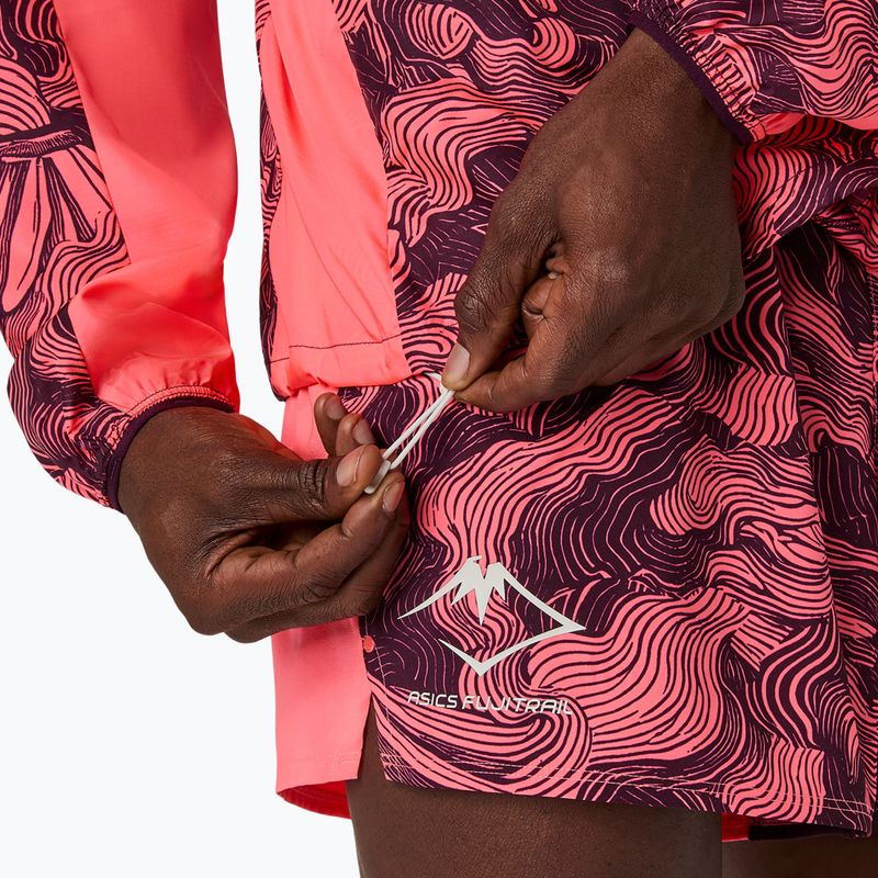 Pánská běžecká bunda Asics Fujitrail Packable Jacket blazing coral/dark aubergine 6