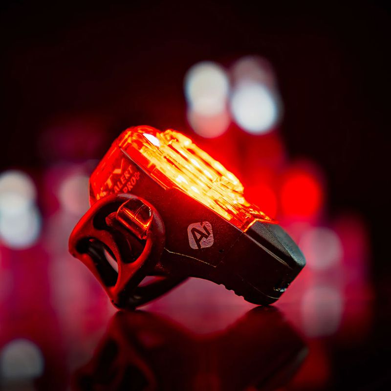 Zadní světlo na kolo Lezyne KTV Pro+ Ai Alert black 4