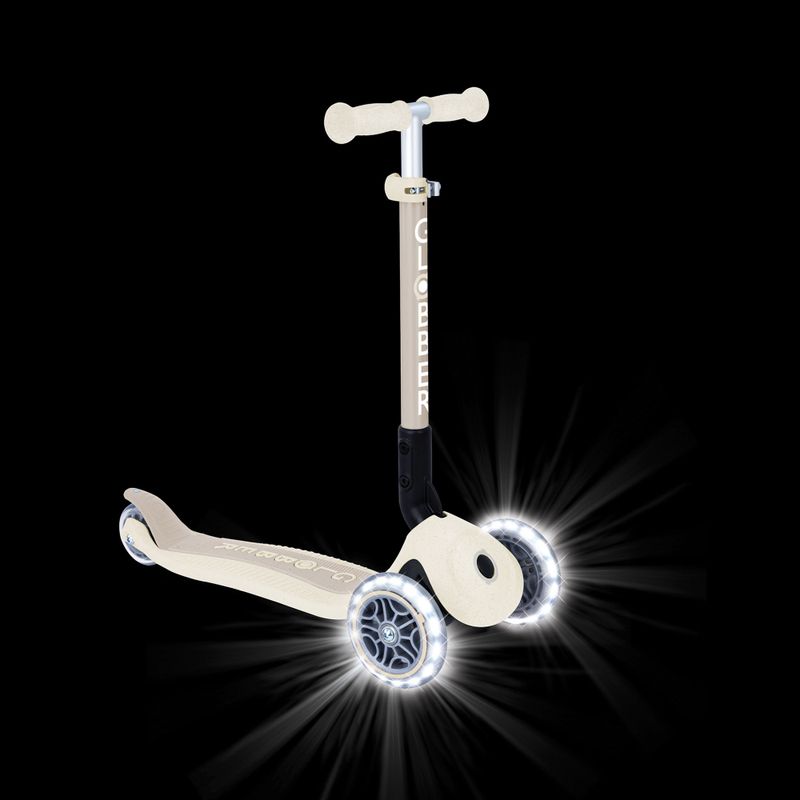 Dětská tříkolová koloběžka Globber Junior Foldable Lights Eco coconut 11