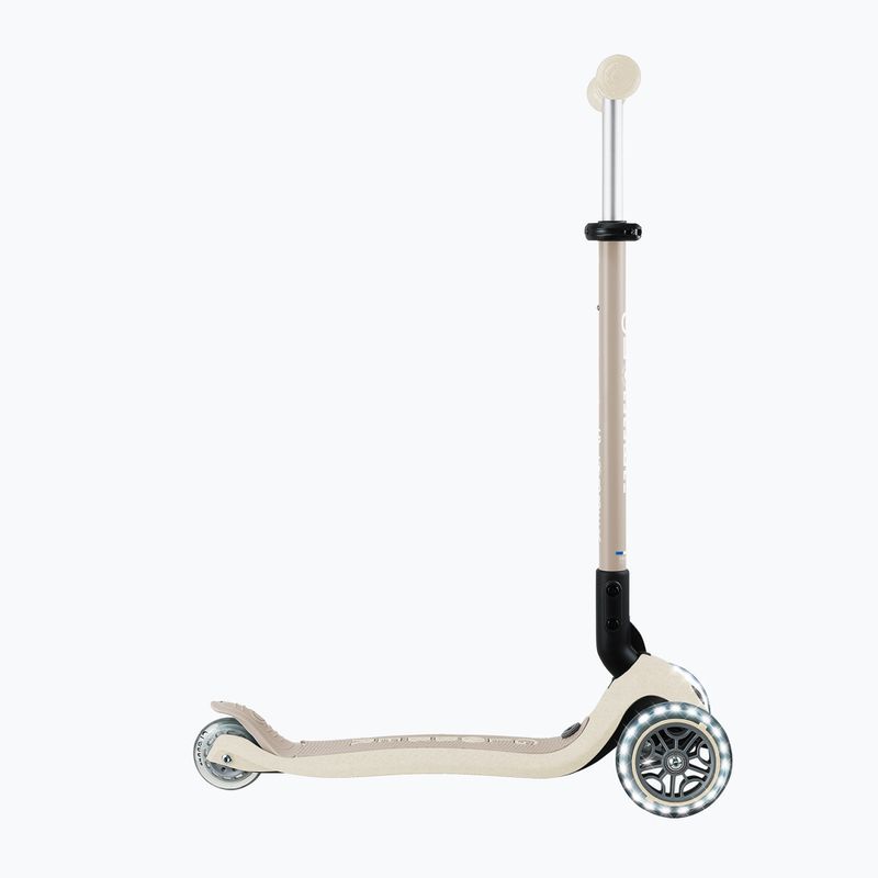Dětská tříkolová koloběžka Globber Go.Up Active Ecologic Lights coconut 8