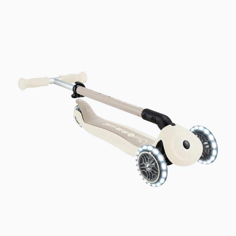 Dětská tříkolová koloběžka Globber Go.Up Active Ecologic Lights coconut 13