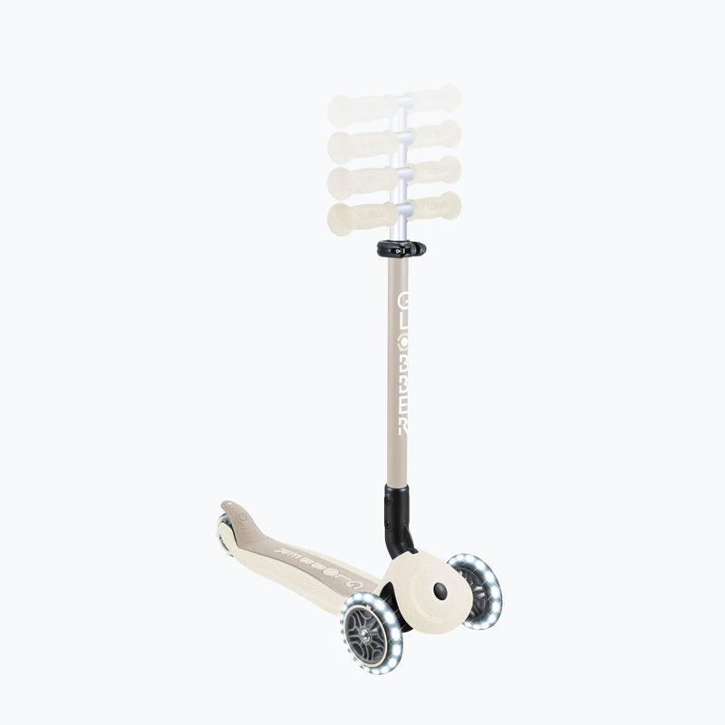Dětská tříkolová koloběžka Globber Go.Up Active Ecologic Lights coconut 16