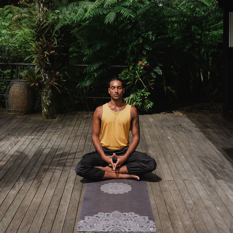 Cestovní podložka na jógu Yoga Design Lab Combo Yoga 1,5 mm černá Mandala Black 5
