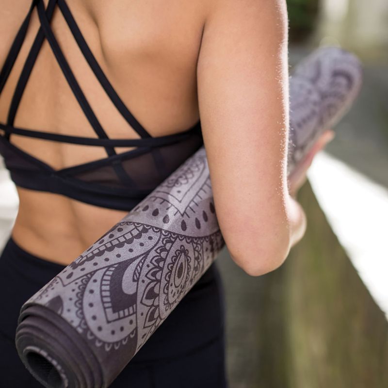Podložka na jógu Yoga Design Lab Combo Yoga 5,5 mm černá Mandala Black 9