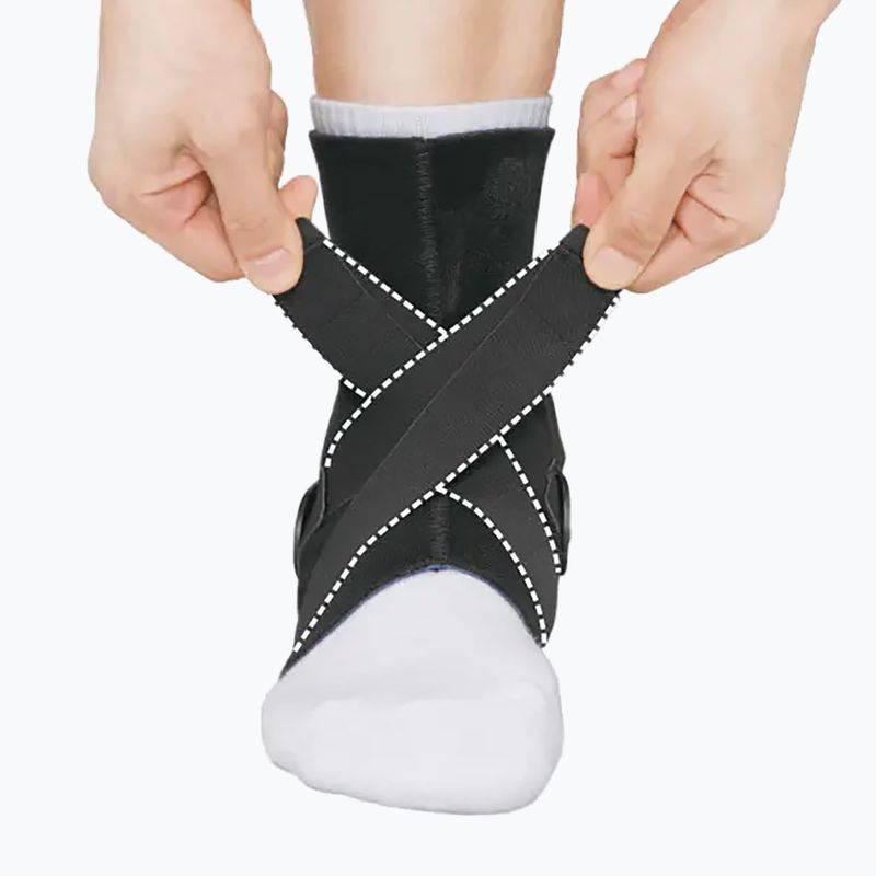 Stabilizátor pravého kotníku Zamst A2-DX Ankle Right black 5