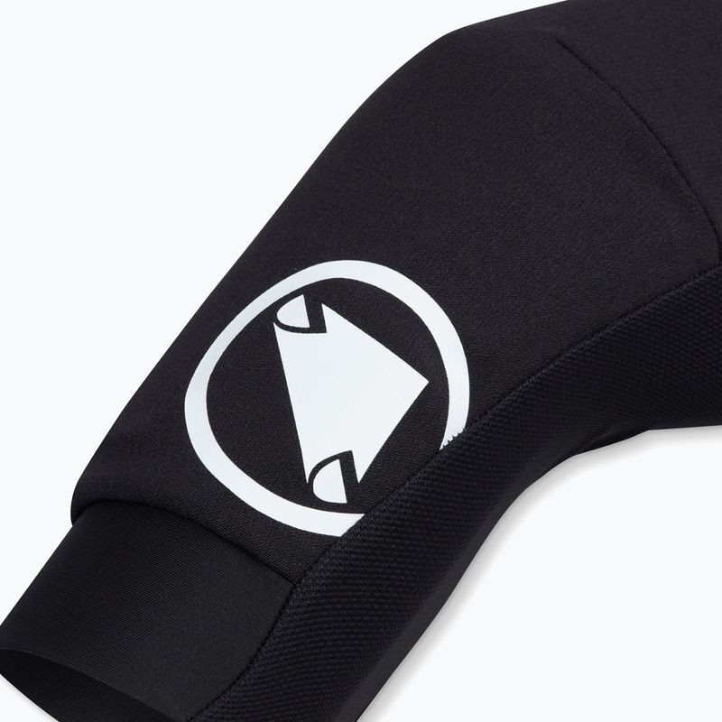 Cyklistické chrániče loktů Endura Strack Lite black 4