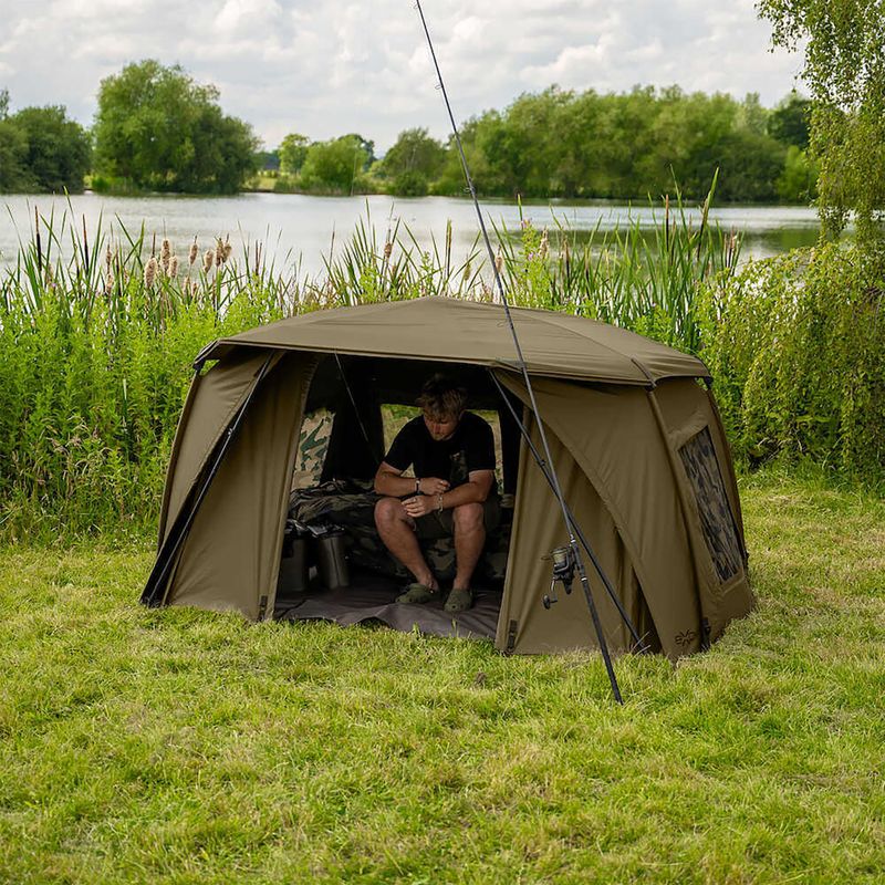 Stan  Avid Carp Exo+ Bivvy 2