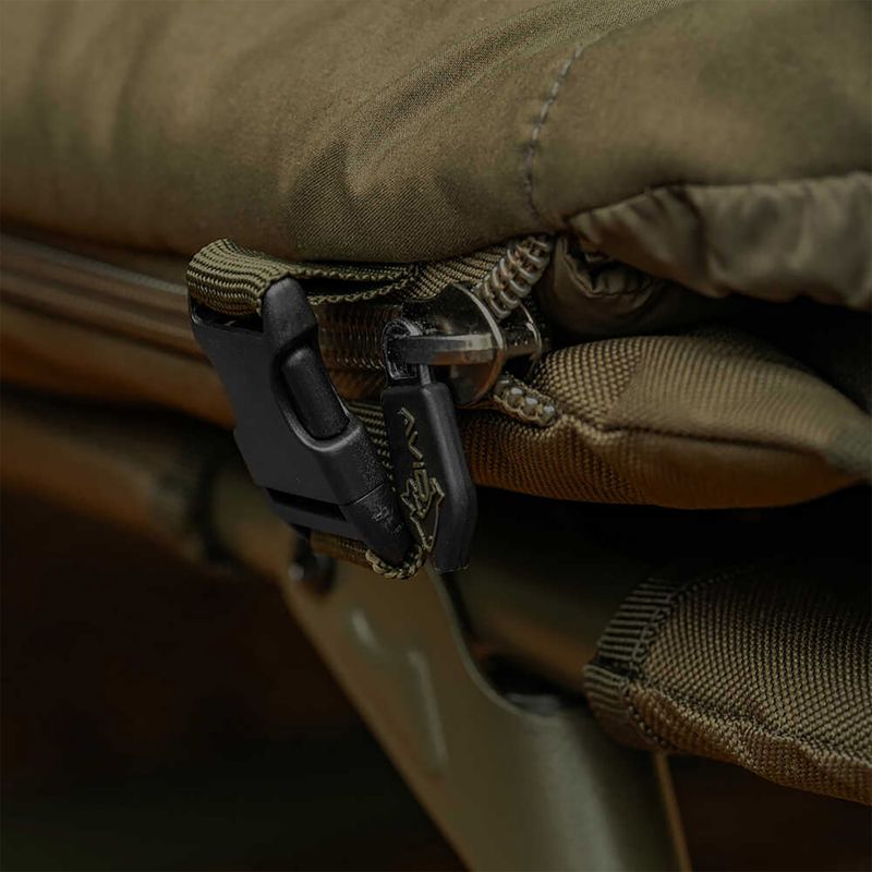 Lehátko Avid Carp Revolve X System 6