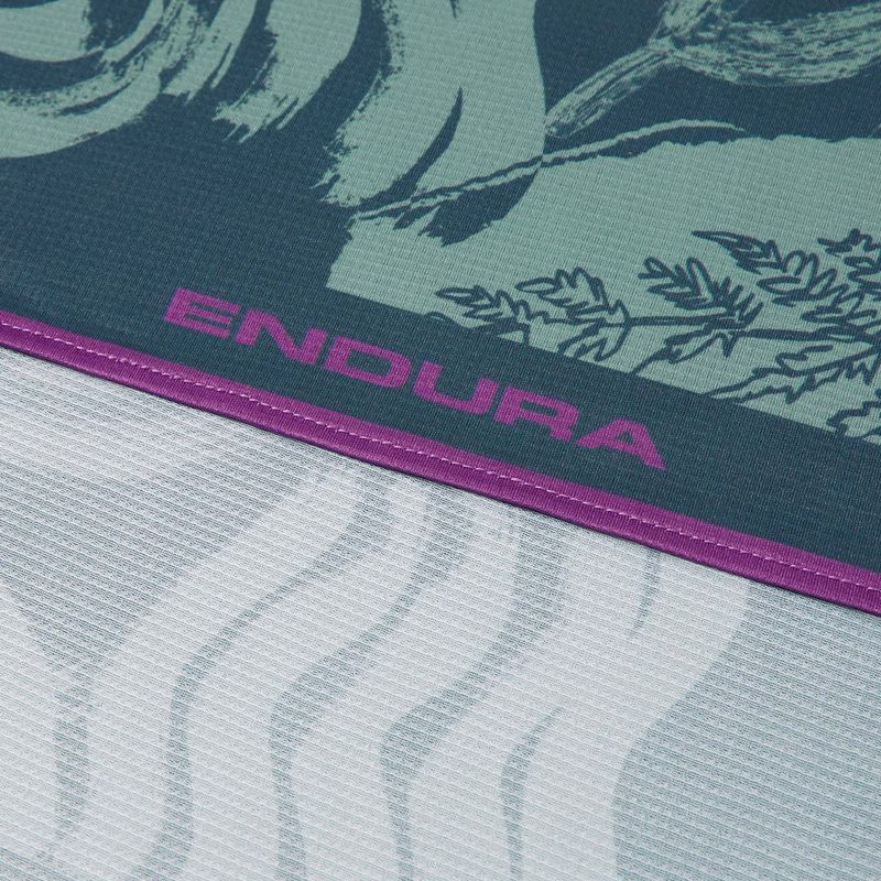 Cyklistický šátek Endura Alltrack Ride Resort Bandana carbon grey 3