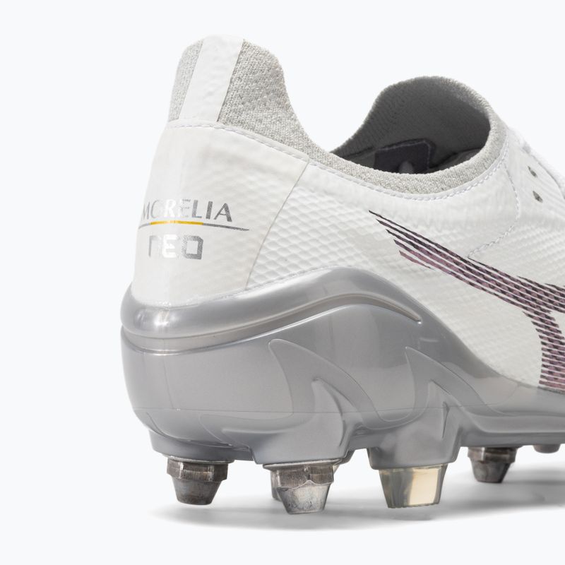 Kopačky Mizuno Morelia Neo III Elite M white/hologram/cool gray 3c 9