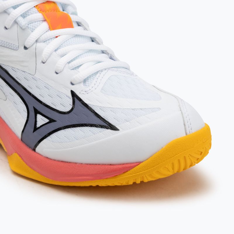 Dětské volejbalové boty Mizuno Lightning Star Z7 white/fiery coral 2/citrus 7
