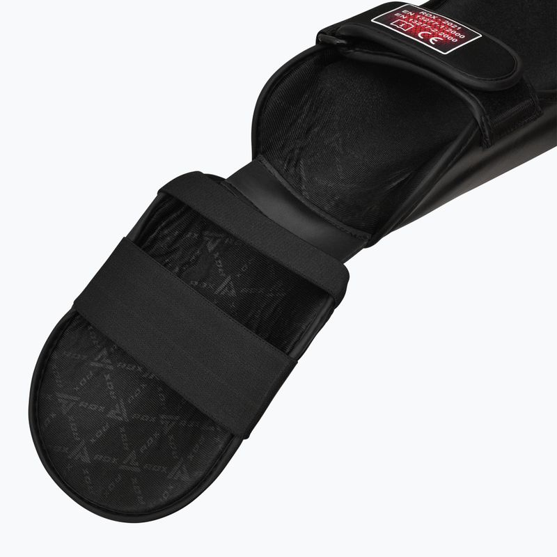 Chrániče holení a nártů RDX T1 Shin Instep Guards black 6