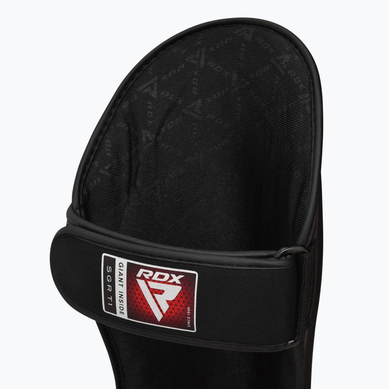 Chrániče holení a nártů RDX T1 Shin Instep Guards black 7
