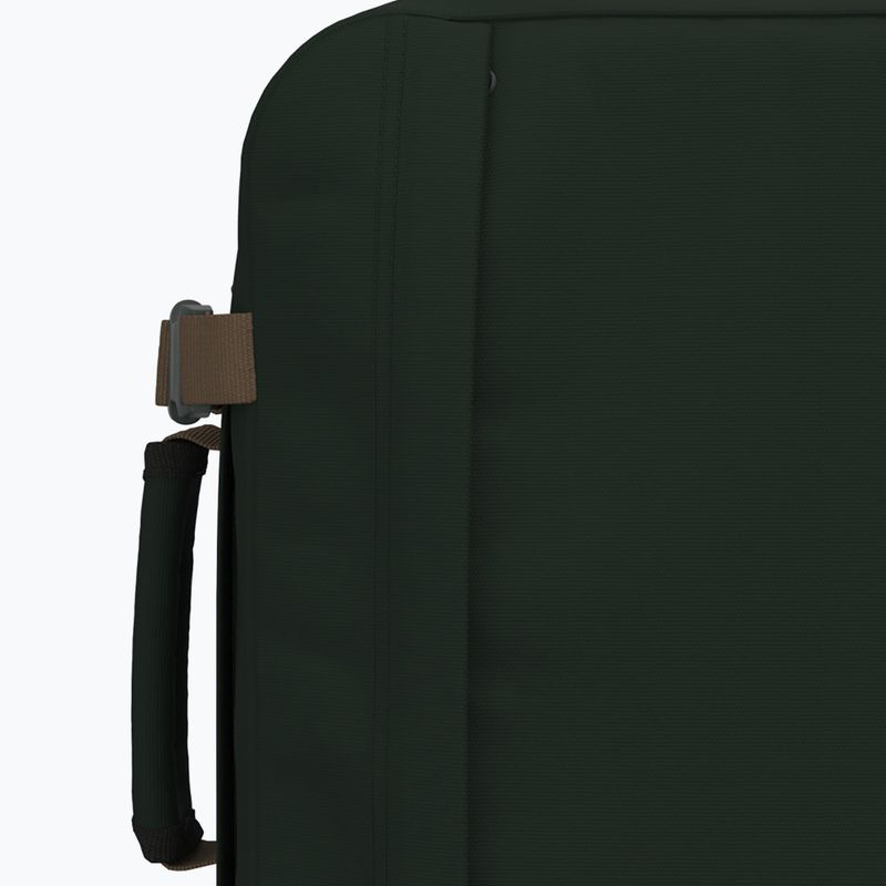 Turistický batoh CabinZero Classic 28 l black sand 9