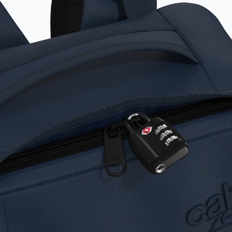 Turistický batoh CabinZero Military 44 l navy 8