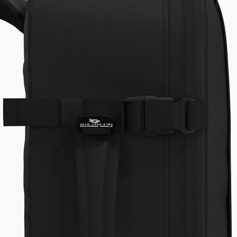 Turistický batoh CabinZero Military 36 l absolute black 9