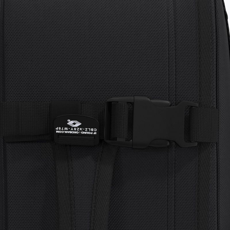 Turistický batoh CabinZero Military 28 l absolute black 9