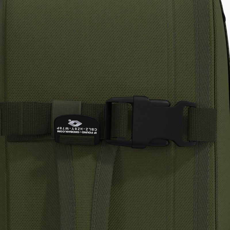Turistický batoh CabinZero Military 28 l green 9