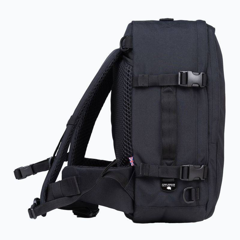 Turistický batoh CabinZero Classic Pro 32 l absolute black 6