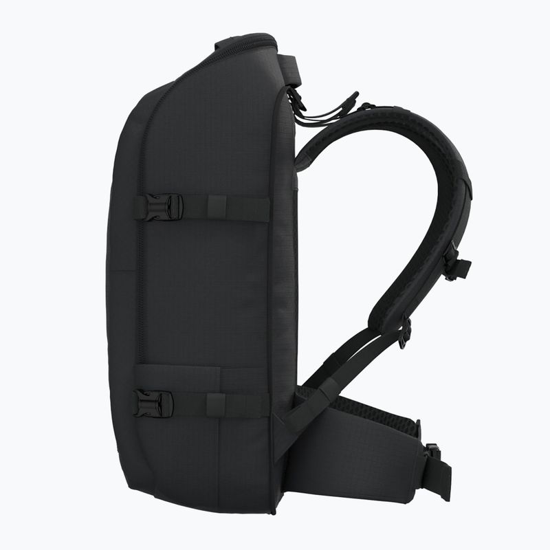 Turistický batoh CabinZero Adventure 42 l absolute black 6