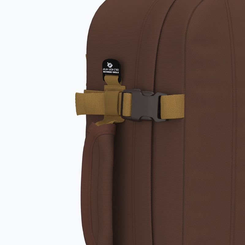 Turistický batoh CabinZero Classic 44 l belgian chocolate 10