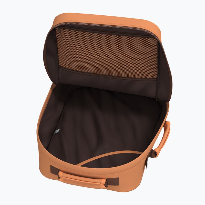 Turistický batoh CabinZero Classic 44 l gobi sands 7