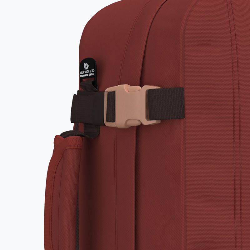 Turistický batoh CabinZero Classic 28 l sangria red 9